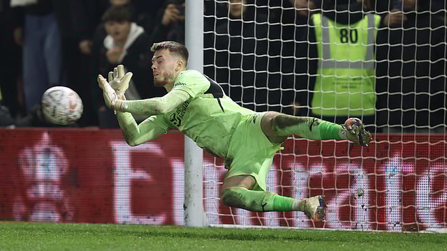 FA Cup 2024-25 Third Round: Leyton Orient Beat Derby County On Penalties, Set Up Manchester City Clash