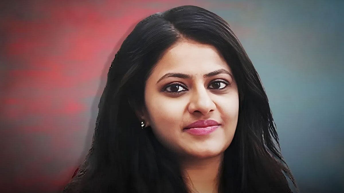 IAS trainee officer Puja Khedkar |