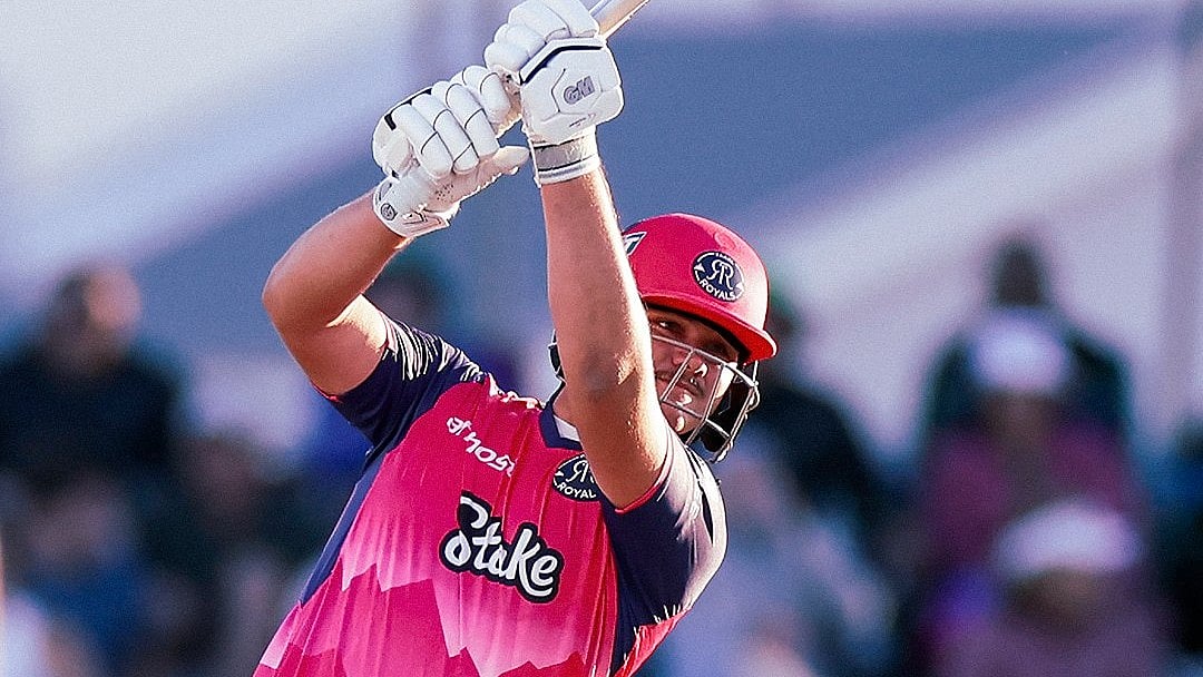 X|Paarl Royals : Lhuan-dre Pretorius in action