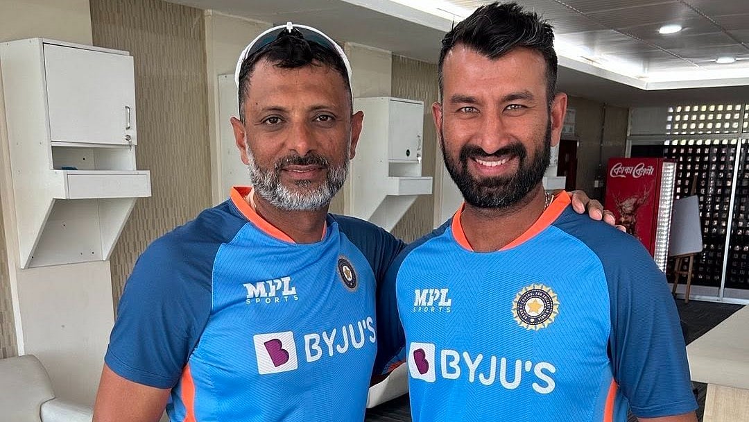 Instagram/Sitanshu Kotak : Sitanshu Kotak (left) with Cheteshwar Pujara.