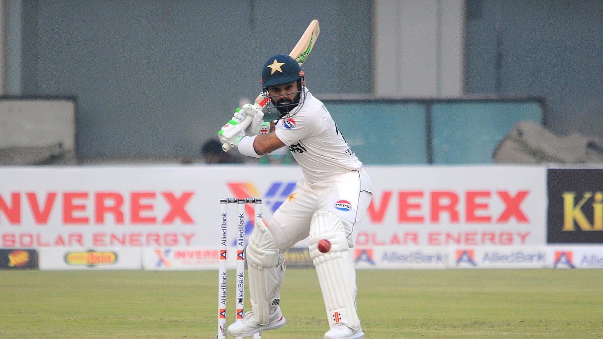 X/ @TheRealPCB : Mohammad Rizwan completes 11th Test fifty .