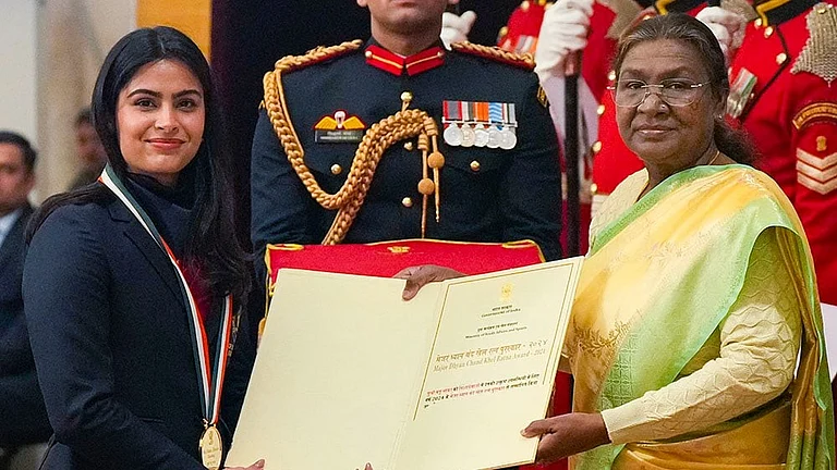 Shooter Manu Bhaker won the Major Dhyan Chand Khel Ratna Award for 2024. - | Photo: PTI/Manvender Vashist Lav