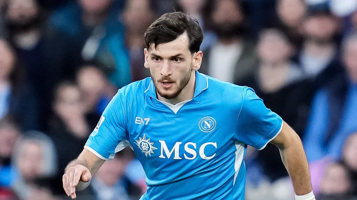 Ex-Napoli player Khvicha Kvaratskahelia - null