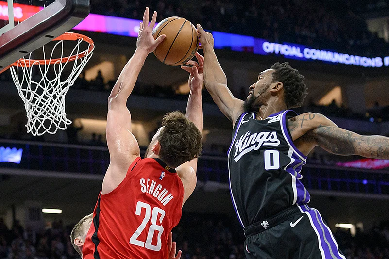 NBA basketball game Sacramento Kings vs Houston Rockets- Alperen Sengun