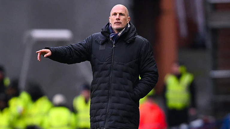Philippe Clement during Rangers' 5-0 win over Fraserburgh. - null