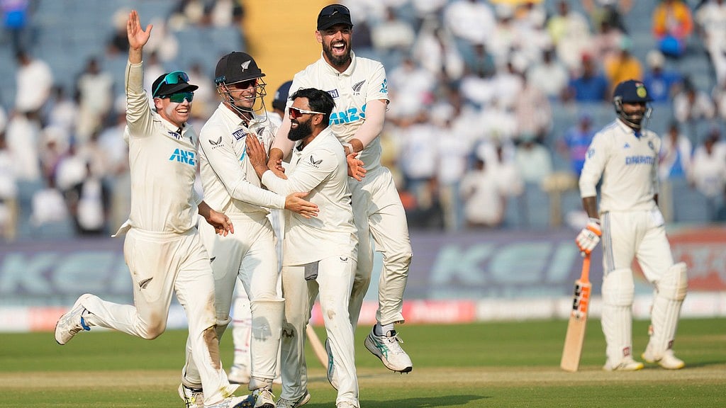 AP : New Zealand beat India by 113 runs in the second Test in Pune.