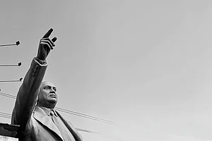 | Photo: Animikh Chakrabarty : Tribute to an Icon: Statue of Ambedkar built by a local artisan in Hyderabad