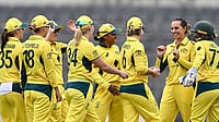 X/cricketaus : Australia women's cricket team.