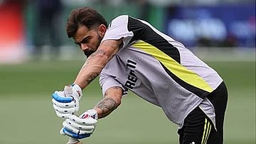 Virat Kohli Returns To Ranji Trophy After 12-Year Absence, Set To Represent Delhi Against Railways: Report