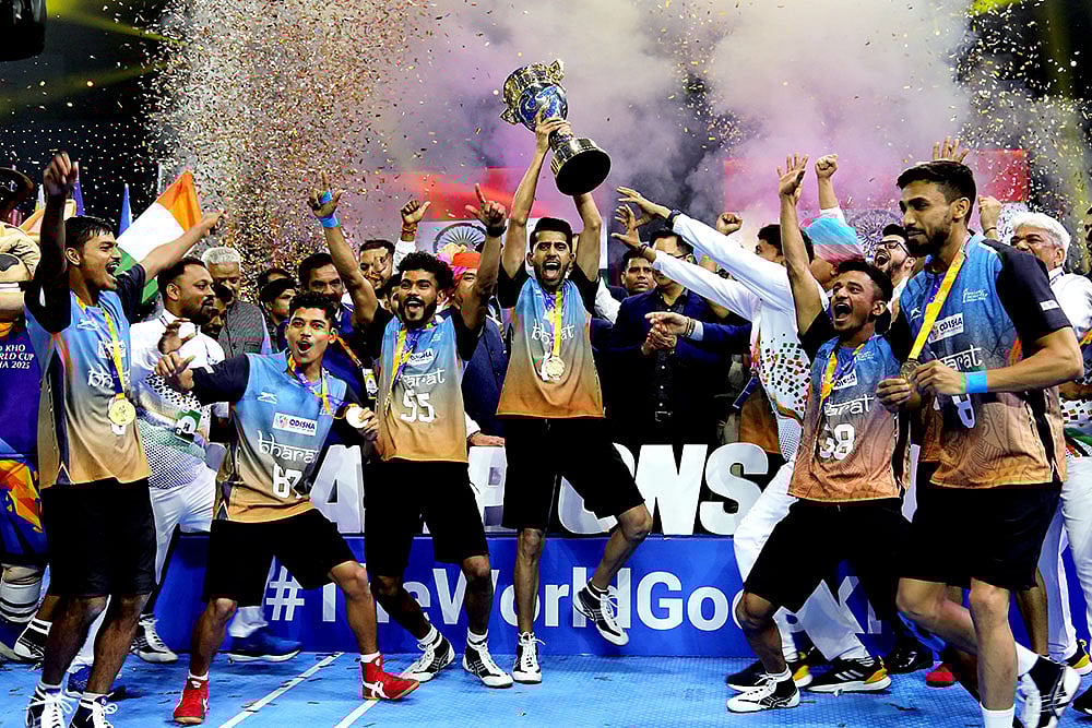 | Photo: PTI : Kho Kho World Cup 2025: Indian men's team celebrates with the trophy