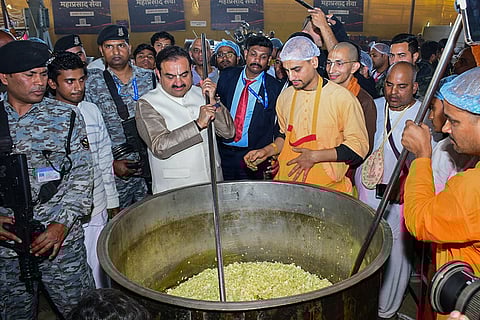 Adani visits Maha Kumbh Mela 2025