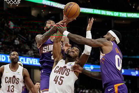 NBA Basketball Game: Phoenix Suns vs Cleveland Cavaliers