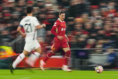 Champions League 2024–25: Liverpool's Darwin Nunez controls the ball