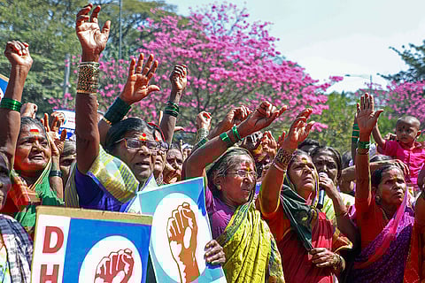Dalit Hakkugala Samiti protest