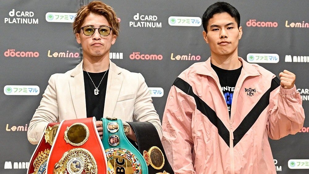 X/Naoya Inoue : Naoya Inoue (left) and Ye Joon Kim ahead of the bout.