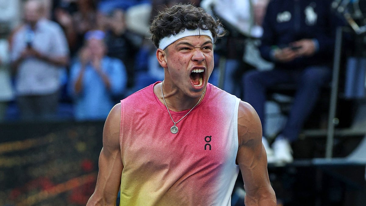 Ben Shelton is into the semi-finals.