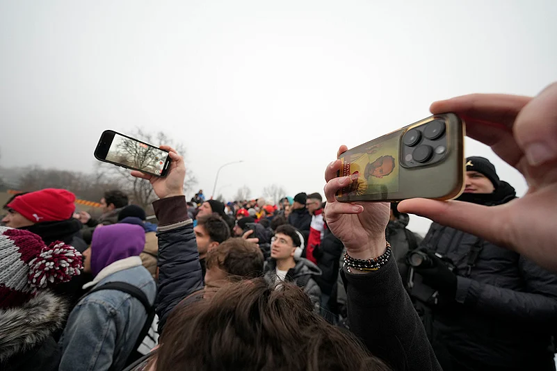 Lewis Hamilton test drives Ferrari Formula One SF-23 at the Ferrari private track, Italy_9