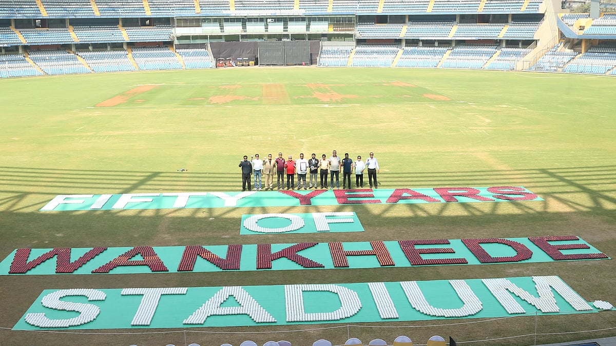 File : MCA officials pose with the Guiness World Record title at the Wankhede Stadium.
