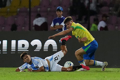 U-20 South American Championship: Argentina's Ian Subiabre and Brazil's Breno Bidon fight for the ball