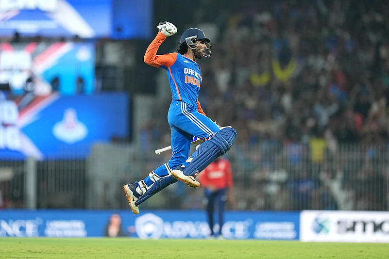 tilak-varma-india-vs-england-t20i-x-bcci