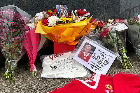 Tribute For Denis Law