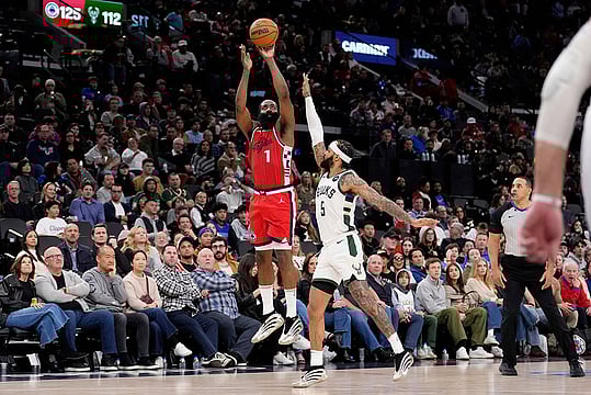 NBA: Los Angeles Clippers Beat Milwaukee Bucks 127-117 Behind James Harden's 40-Point Outburst