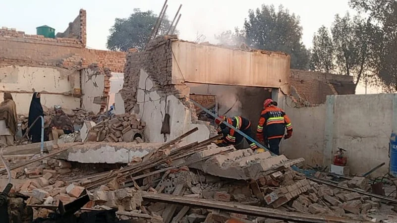 Pakistan: Tanker With LPG Explodes, 6 Killed