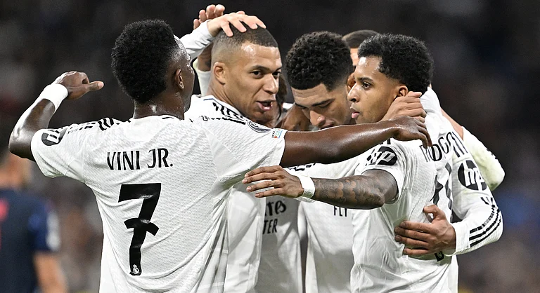 Real Madrid have won four straight matches - null