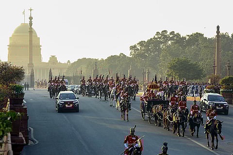 President's bodyguards arrive for the full dress rehearsal