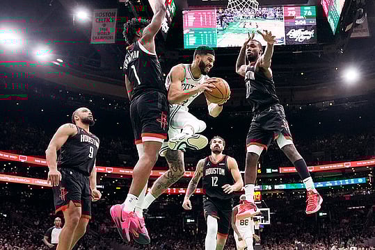 NBA: Rockets Beat Celtics In Vital Win
