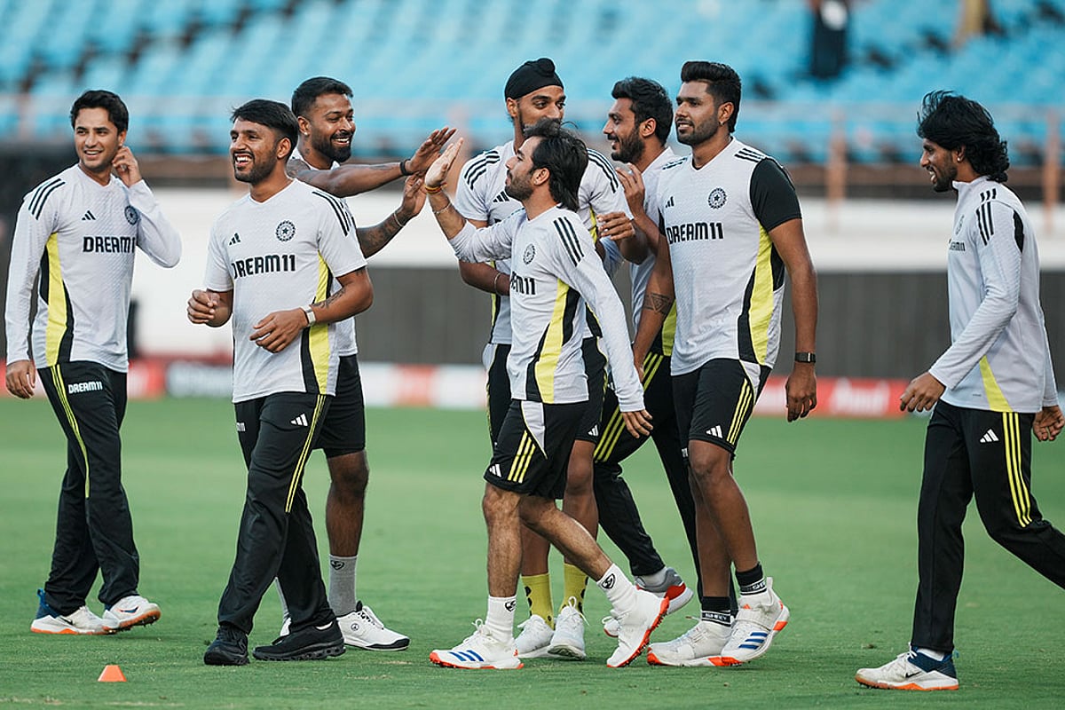 ENG vs IND 3rd T20: Training session