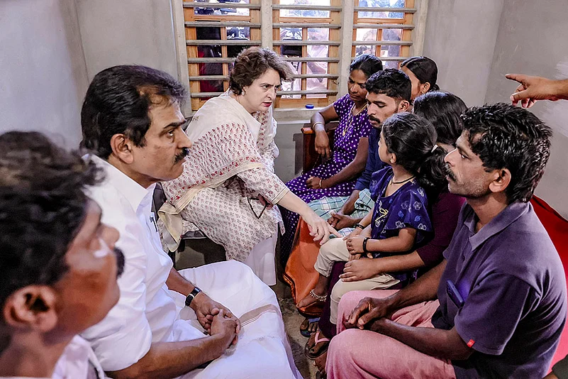 Priyanka Gandhi met tiger attack victims family