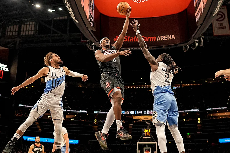 NBA basketball Houston Rockets vs Atlanta Hawks game pics: JaeSean Tate