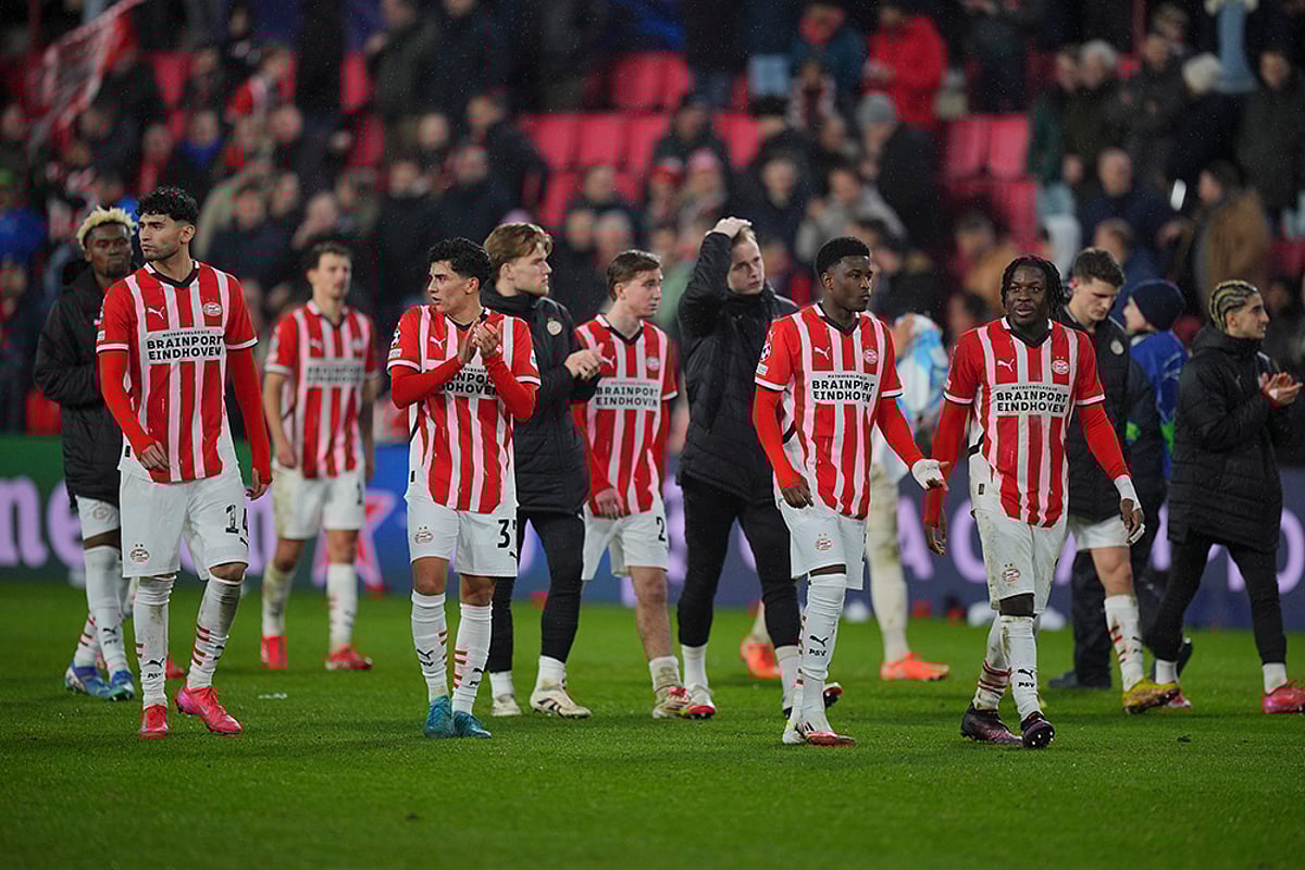 UEFA Champions League UCL soccer PSV Eindhoven vs Liverpool match photo: 1