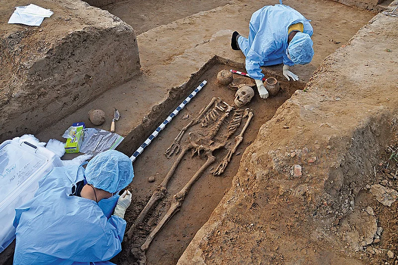 A file photo of excavation at Mound No. VII, Rakhigarhi