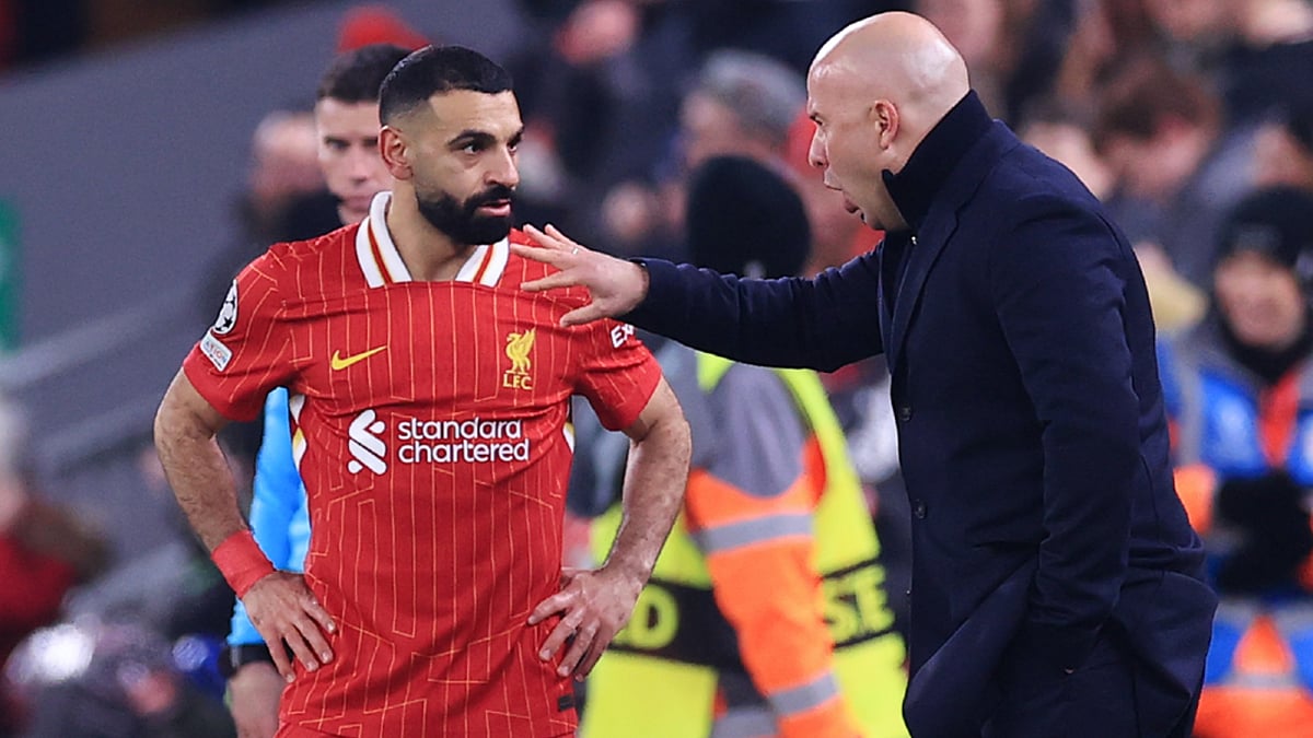 Arne Slot with Mohamed Salah