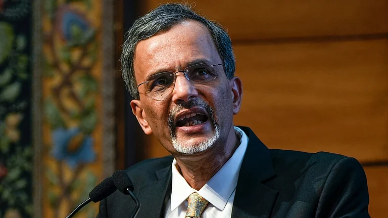 Chief Economic Advisor V. Anantha Nageswaran addresses a press conference after tabling of the Economic Survey 2024-25 in Parliament by Union Finance Minister Nirmala Sitharaman, in New Delhi, Friday, Jan. 31, 2025.  - PTI