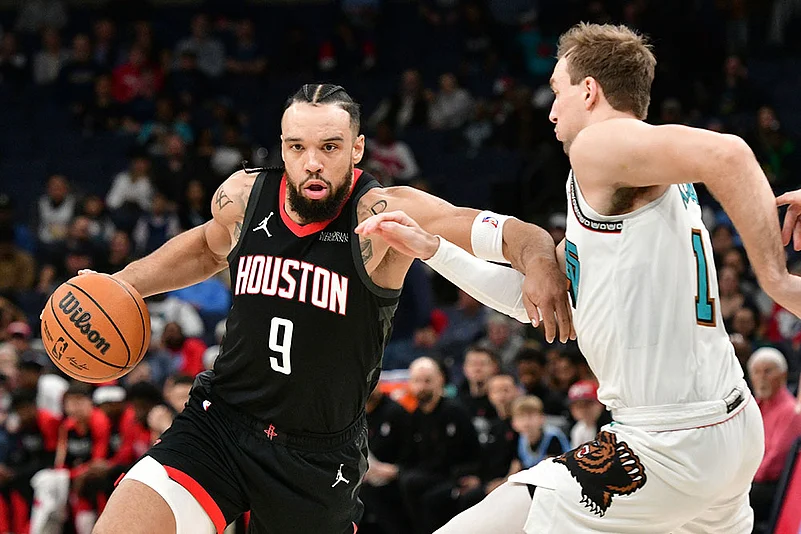 NBA Basketball: Memphis Grizzlies vs Houston Rockets
