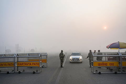 Weather: Winter fog in Delhi