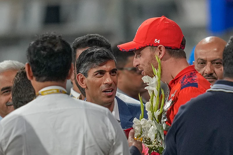 India Vs England Cricket IND vs ENG 5th T20I Photo from Mumbai: Rishi Sunak
