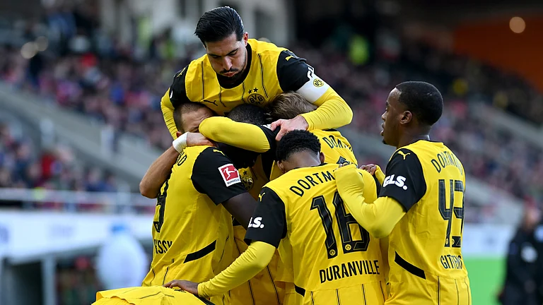 Borussia Dortmund won 2-1 at Heidenheim on Saturday - null