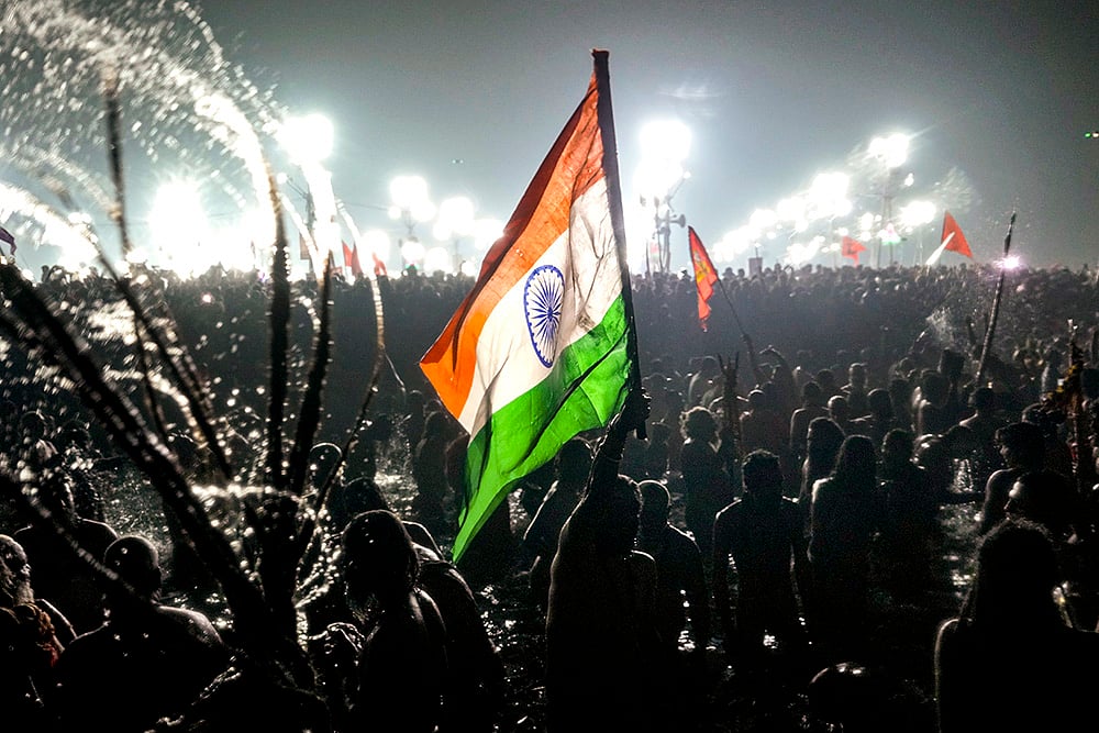 | Photo: PTI/Manvender Vashist Lav : Maha Kumbh Mela 2025