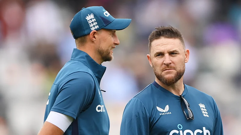Joe Root Brendon McCullum