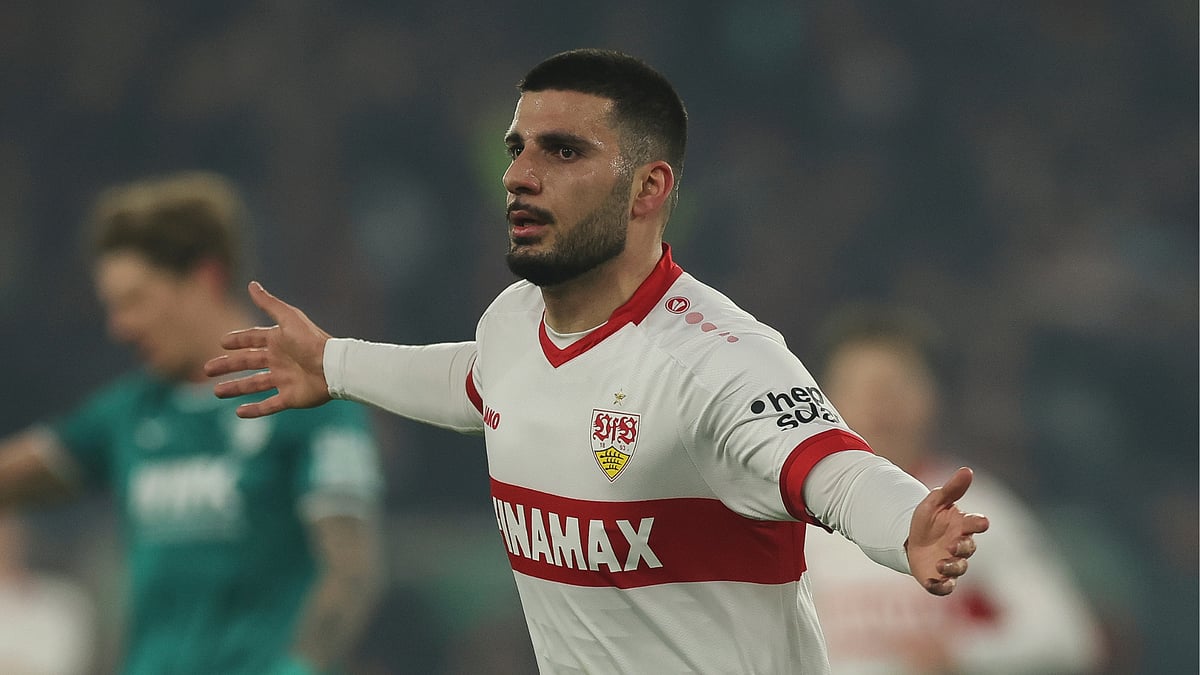 Deniz Undav celebrates his goal against Augsburg