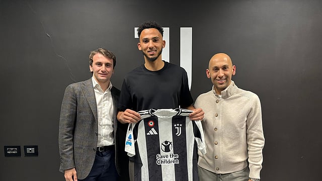 Juventus Transfer News: Lloyd Kelly Arrives Serie A Side On Loan From Newcastle