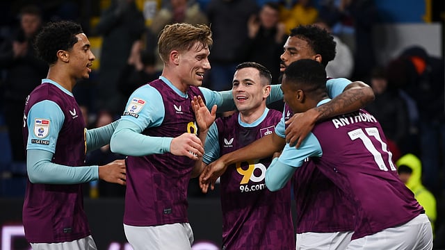 EFL Championship Wrap: Burnley Keep Ninth Consecutive Clean Sheet To Go Second; QPR Beat Rovers