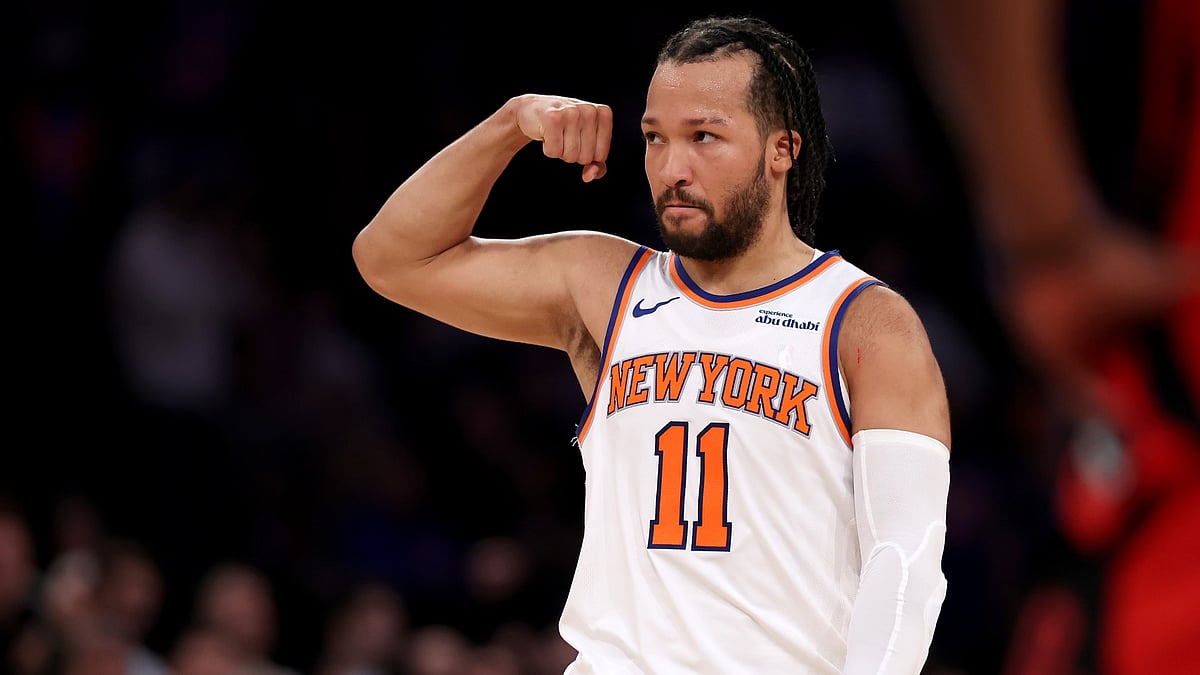 Guard Jalen Brunson flexes during the New York Knicks' win over the Houston Rockets on Feb. 3, 2025. - null