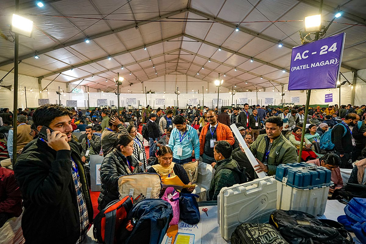 Preparations for Delhi polls 2025 pics_1