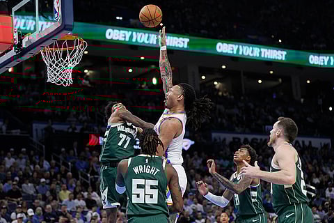 NBA 2024-25: Thunder forward Jaylin Williams shoots