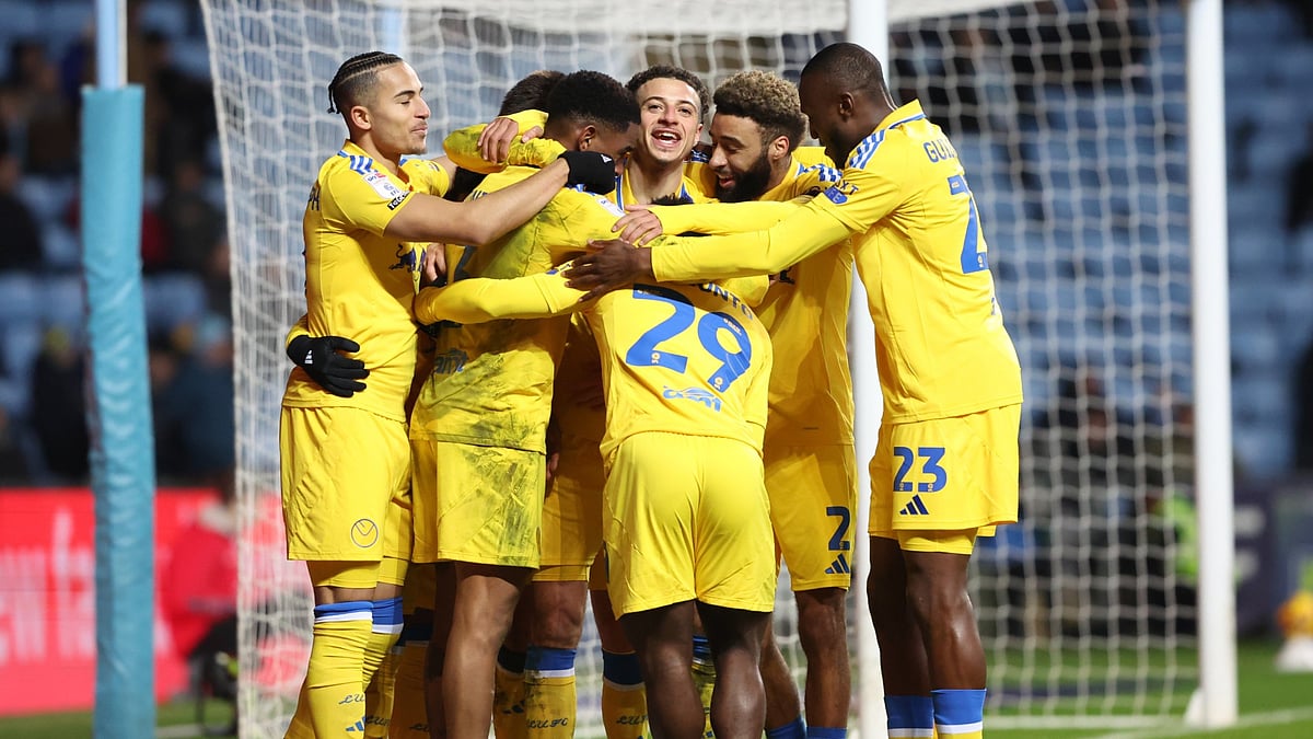 Leeds beat Coventry to go five points clear at the top